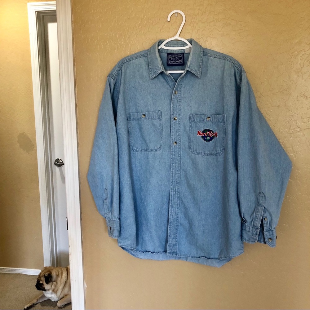 Vintage Hard Rock Cafe Denim buttondown size M